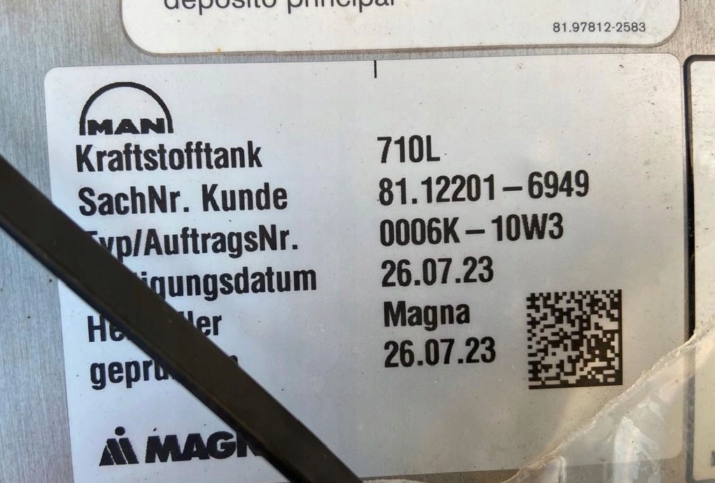 ZBIORNIK PALIWA MAN TGX TGS 710 L 81122016949 - Réservoir de carburant pour Camion: photos 4 ZBIORNIK PALIWA MAN TGX TGS 710 L 81122016949 - Réservoir de carburant pour Camion: photos 4