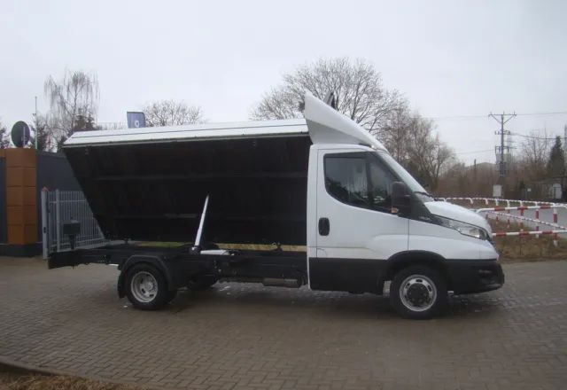 Iveco DAILY 35 C 15 3.5T 4.60M 3.5T NA HAKU CLIMATRONIC - Utilitaire benne: photos 4 Iveco DAILY 35 C 15 3.5T 4.60M 3.5T NA HAKU CLIMATRONIC - Utilitaire benne: photos 4