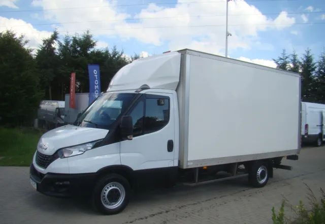 Iveco DAILY 35 S 16 3.0TDI WINDA 3.5T 4.20M - Fourgon grand volume: photos 2 Iveco DAILY 35 S 16 3.0TDI WINDA 3.5T 4.20M - Fourgon grand volume: photos 2