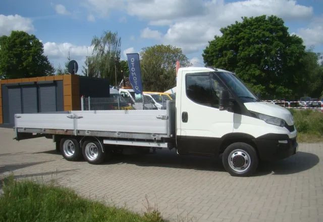 Iveco DAILY 40 C 17 3.0TDI CLIXSTAR PRAWOJAZDY E DO B 3400KGŁADOWNOŚCI - Utilitaire plateau: photos 5 Iveco DAILY 40 C 17 3.0TDI CLIXSTAR PRAWOJAZDY E DO B 3400KGŁADOWNOŚCI - Utilitaire plateau: photos 5