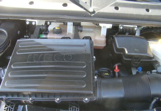 Camion fourgon Iveco DAILY 70 C 18 3.0TDI 5.45M WINDA 1000KG: photos 21