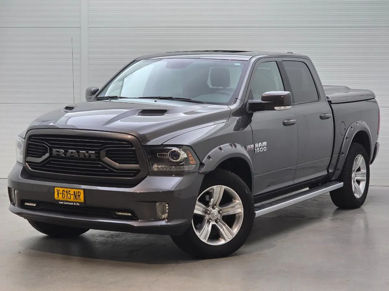 Dodge Ram 1500 5.7 V8 4x4 Crew Cab 5'7 - Fourgon utilitaire, Utilitaire double cabine: photos 1 Dodge Ram 1500 5.7 V8 4x4 Crew Cab 5'7 - Fourgon utilitaire, Utilitaire double cabine: photos 1