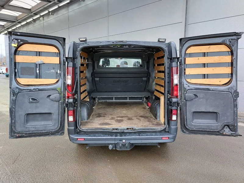 Opel Vivaro L2H1 Clima Cruise Navi Parkingsensors Towbar Euro5 2016 - Fourgonnette, Utilitaire double cabine: photos 4 Opel Vivaro L2H1 Clima Cruise Navi Parkingsensors Towbar Euro5 2016 - Fourgonnette, Utilitaire double cabine: photos 4