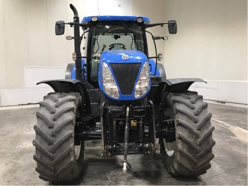 New Holland T7.250 - Tracteur agricole: photos 3 New Holland T7.250 - Tracteur agricole: photos 3