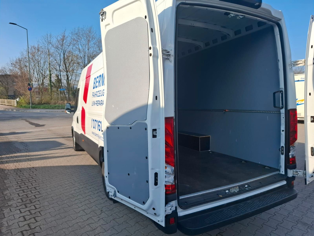 Iveco 35-160V/P, Luftfed., KLima, HiMatic, DAB,. - Fourgon utilitaire: photos 5 Iveco 35-160V/P, Luftfed., KLima, HiMatic, DAB,. - Fourgon utilitaire: photos 5