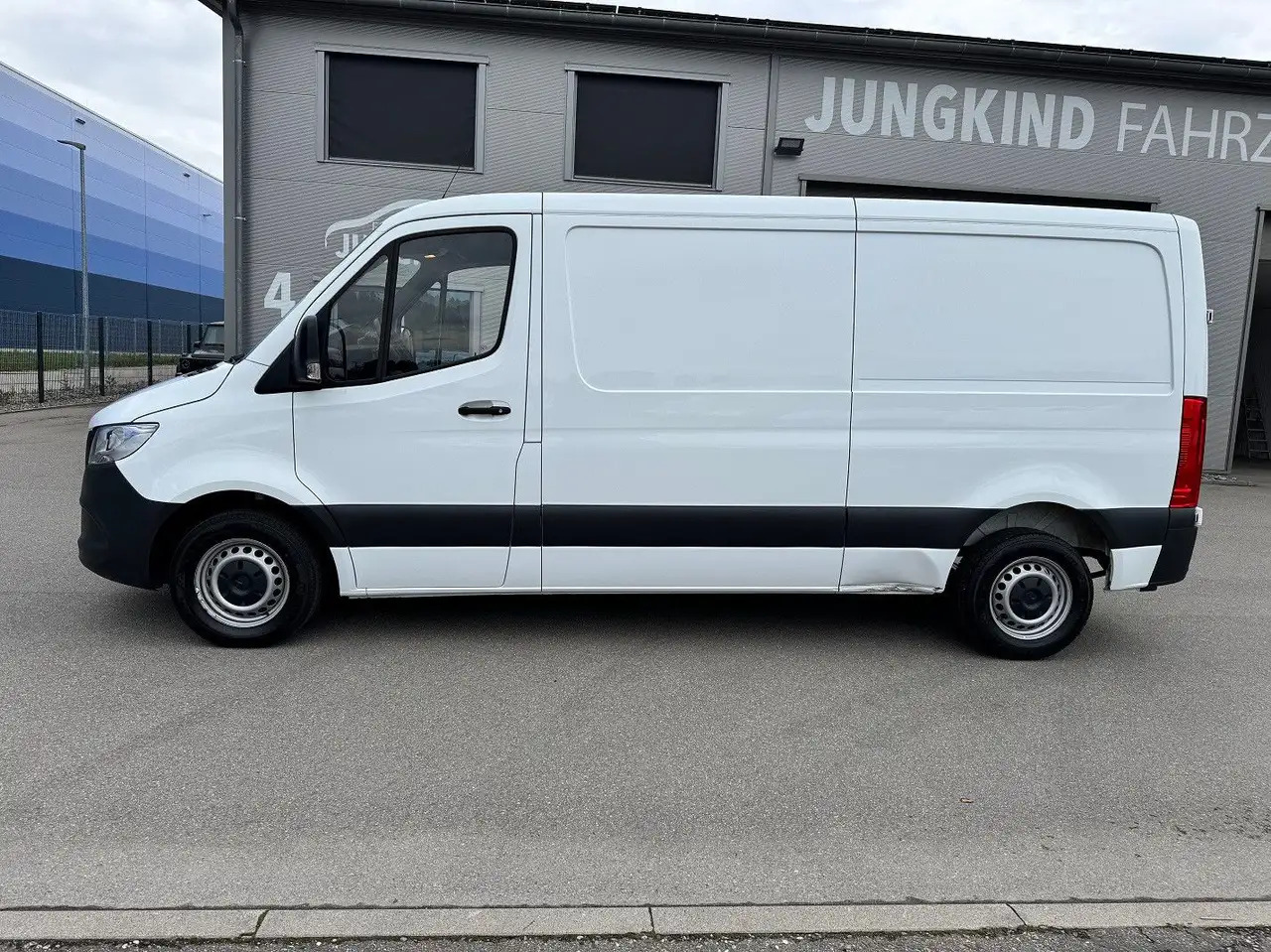 Mercedes-Benz Sprinter 215 CDI Flach Lang Klima FWD - Fourgon utilitaire: photos 3 Mercedes-Benz Sprinter 215 CDI Flach Lang Klima FWD - Fourgon utilitaire: photos 3