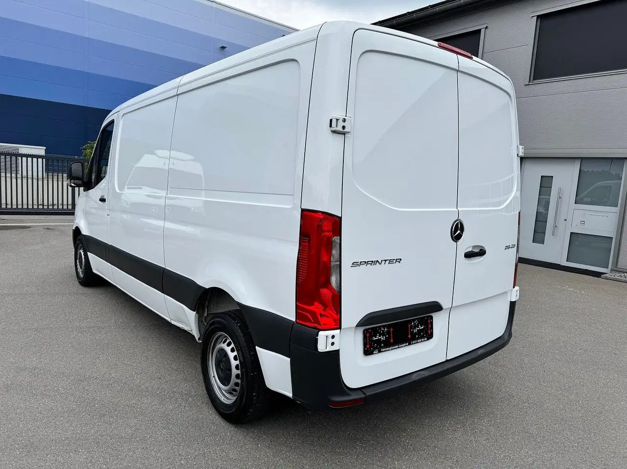 Mercedes-Benz Sprinter 215 CDI Flach Lang Klima FWD - Fourgon utilitaire: photos 5 Mercedes-Benz Sprinter 215 CDI Flach Lang Klima FWD - Fourgon utilitaire: photos 5