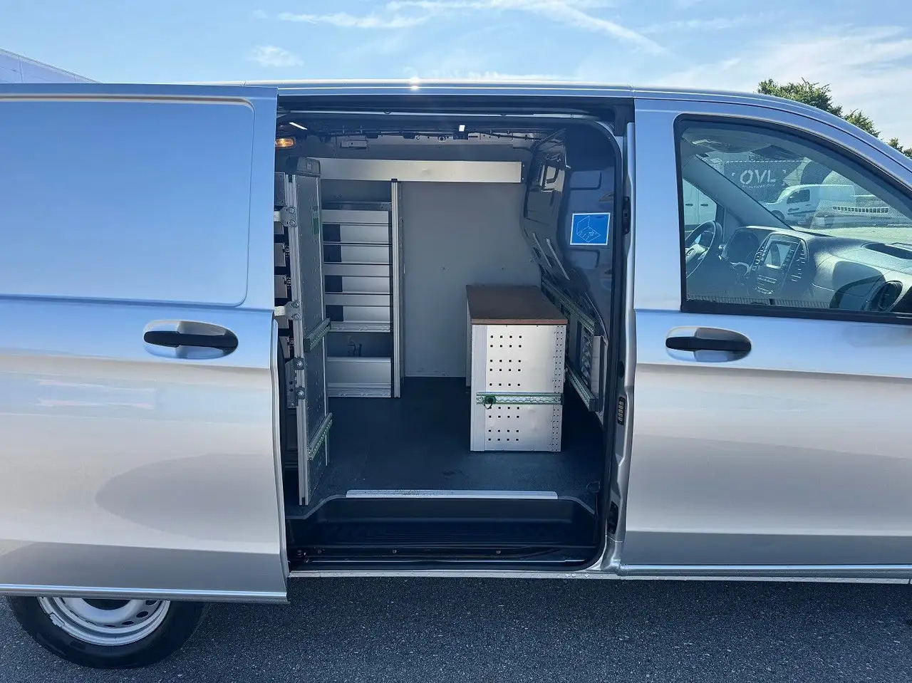 Fourgon utilitaire Mercedes-Benz Vito 114 CDI Kompakt Silber Bott: photos 7 Fourgon utilitaire Mercedes-Benz Vito 114 CDI Kompakt Silber Bott: photos 7