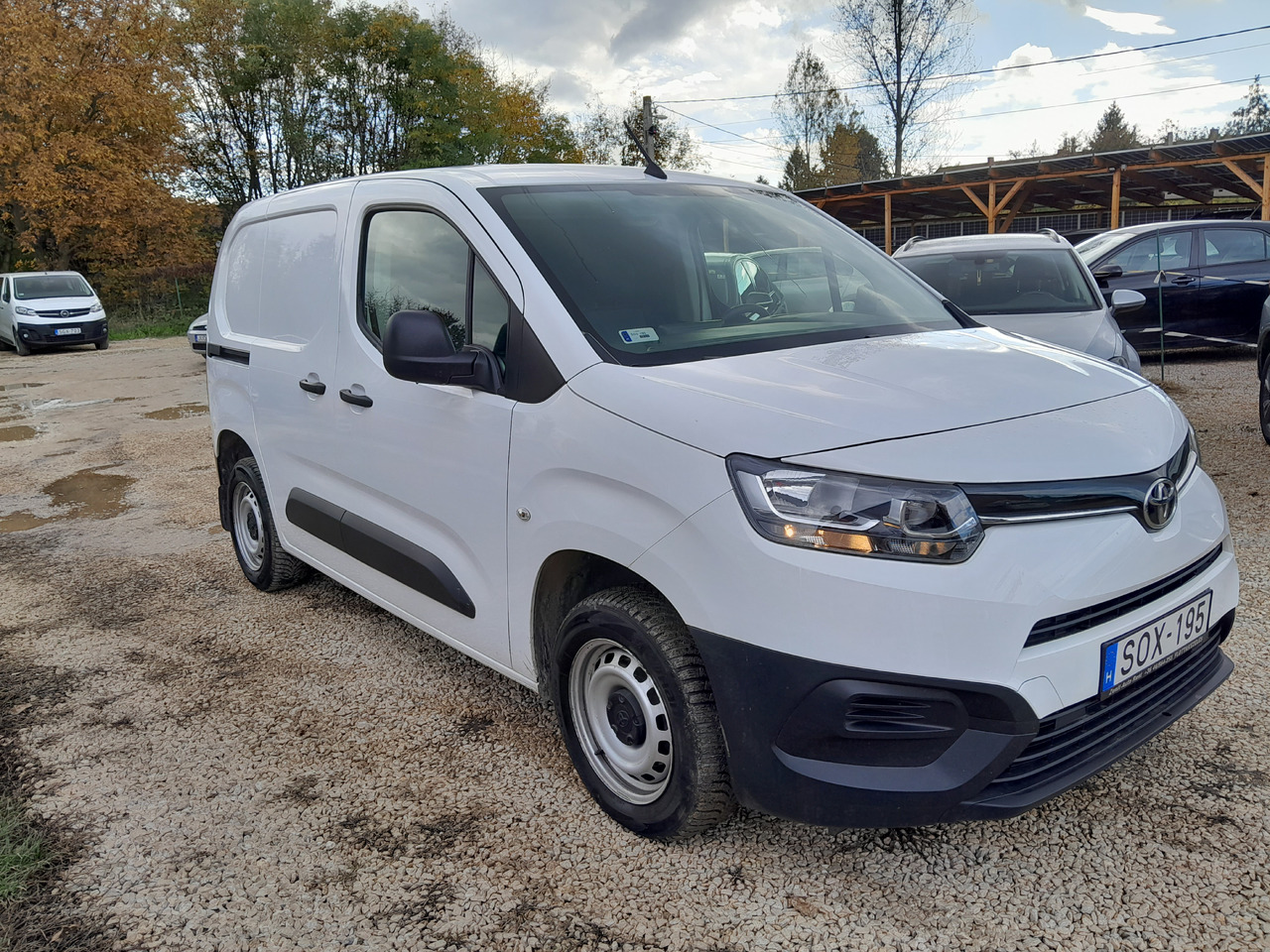 TOYOTA 1.5 City Active 3 Business - Fourgonnette: photos 1 TOYOTA 1.5 City Active 3 Business - Fourgonnette: photos 1