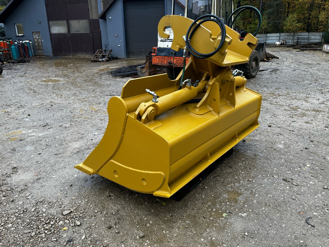 Łyżka skarpowa hydraulicznie uchylna - Godet pour pelle pour Godet pour pelle: photos 5 Łyżka skarpowa hydraulicznie uchylna - Godet pour pelle pour Godet pour pelle: photos 5