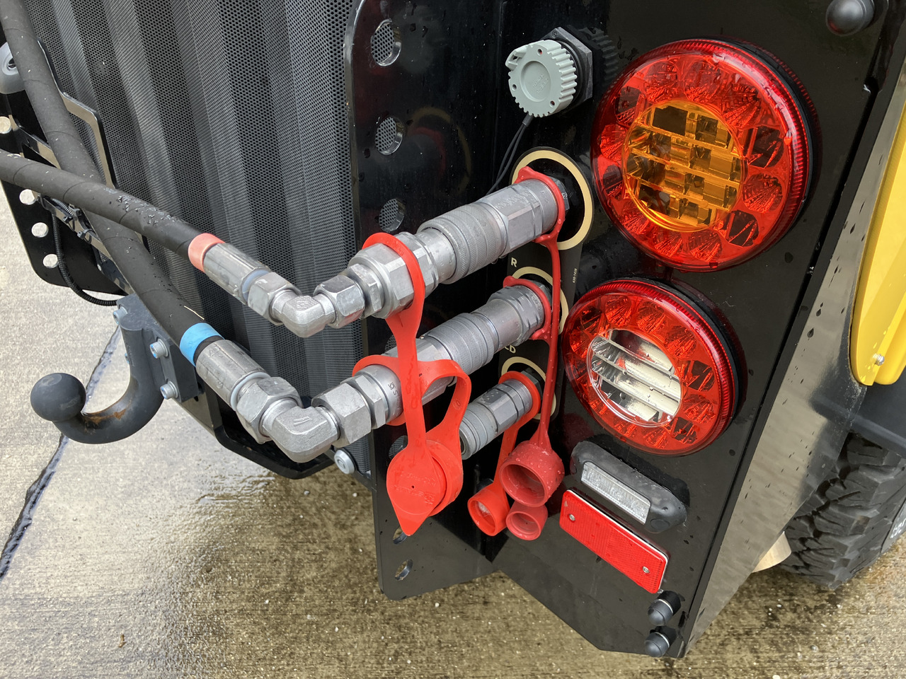 Multihog CX75 - Engin de déneigement: photos 5 Multihog CX75 - Engin de déneigement: photos 5