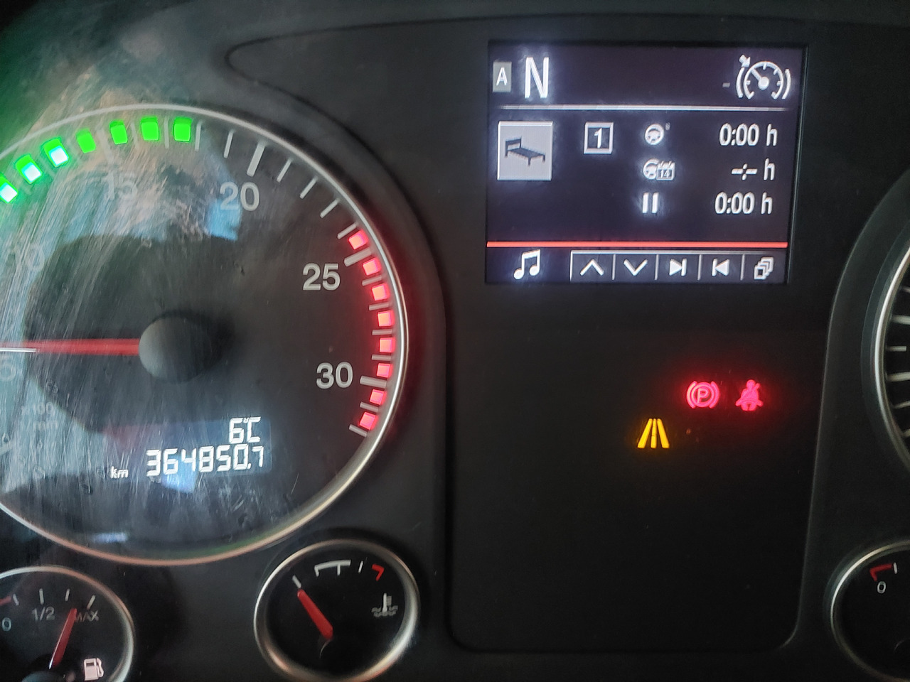 MAN TGX 18.500 - Tracteur routier: photos 4 MAN TGX 18.500 - Tracteur routier: photos 4