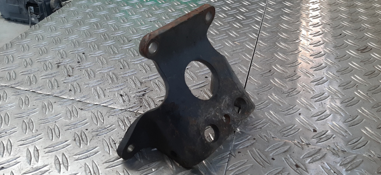 Gebrauchte Motorhalterung, DB 1735 SK, Typ OM 442 LA, Artikel - Nr. : 81.99999 - 9999 - Support de moteur pour Camion: photos 2 Gebrauchte Motorhalterung, DB 1735 SK, Typ OM 442 LA, Artikel - Nr. : 81.99999 - 9999 - Support de moteur pour Camion: photos 2
