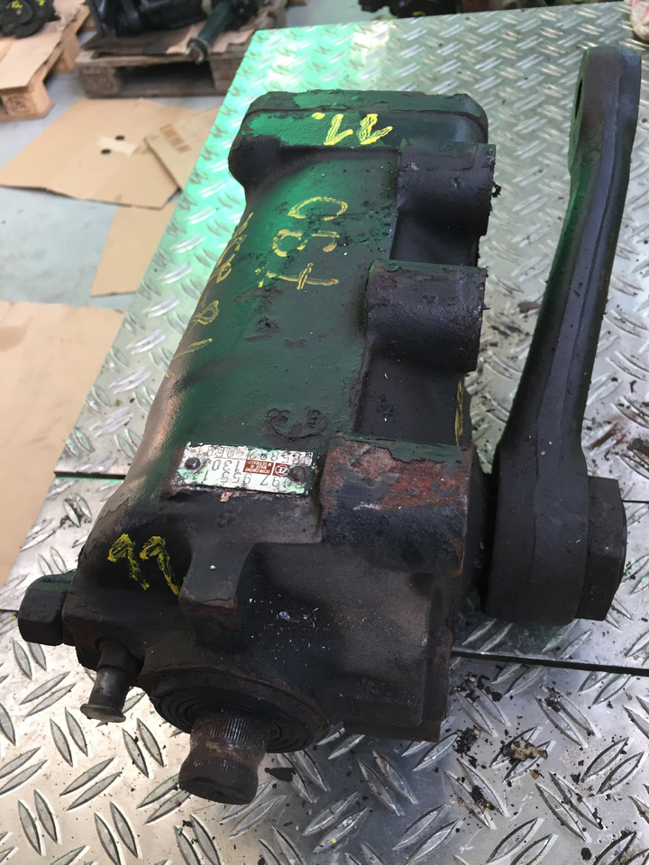 Gebrauchtes Lenkgetriebe MAN F 90, 18.232, Artikel - Nr.: 81.9999 - 9999 - Boîtier de direction pour Camion: photos 2 Gebrauchtes Lenkgetriebe MAN F 90, 18.232, Artikel - Nr.: 81.9999 - 9999 - Boîtier de direction pour Camion: photos 2