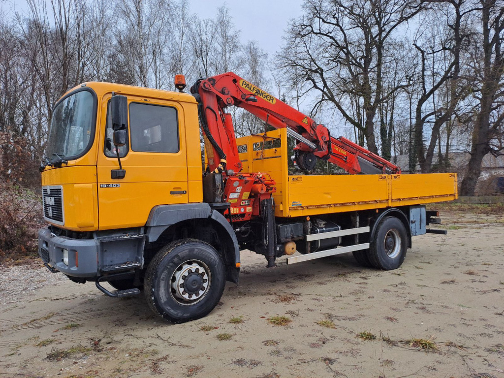 MAN 19.403 Pritsche 4x4 mit Palfingerkran PK 21000 mit Funk - Fernbedienung - Camion grue: photos 1 MAN 19.403 Pritsche 4x4 mit Palfingerkran PK 21000 mit Funk - Fernbedienung - Camion grue: photos 1