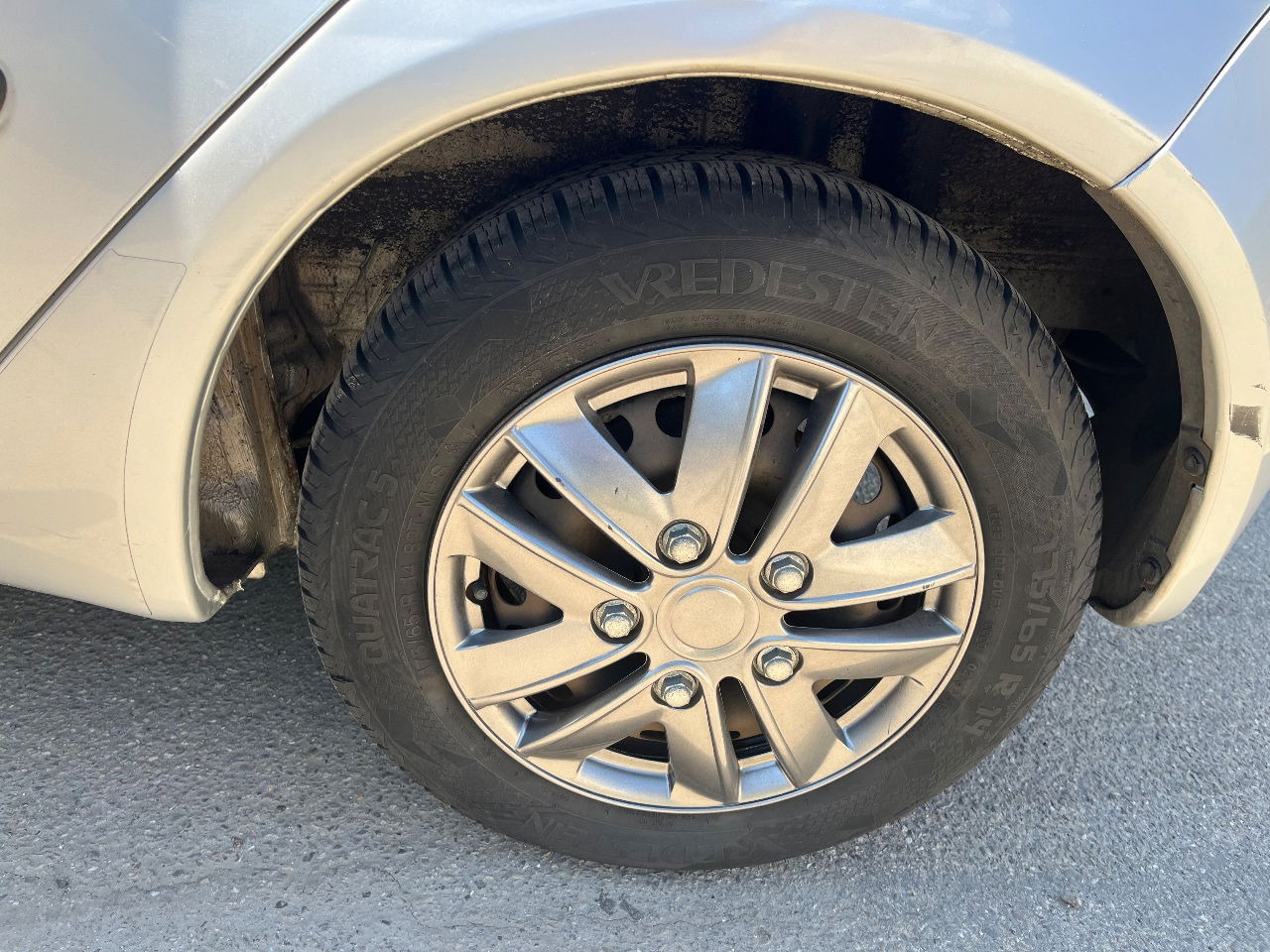 Mitsubishi Colt 1.3 Airco - Voiture: photos 5 Mitsubishi Colt 1.3 Airco - Voiture: photos 5