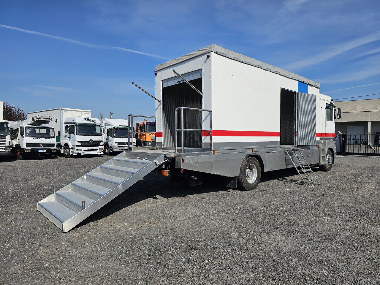 Renault AE380 PHASE1 - Camion fourgon: photos 2 Renault AE380 PHASE1 - Camion fourgon: photos 2