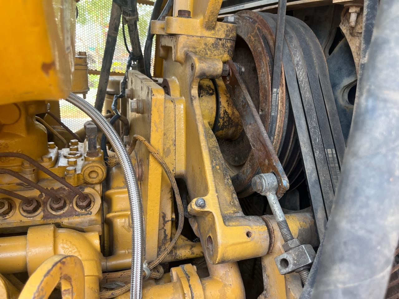 CATERPILLAR D9R - Bulldozer: photos 5 CATERPILLAR D9R - Bulldozer: photos 5