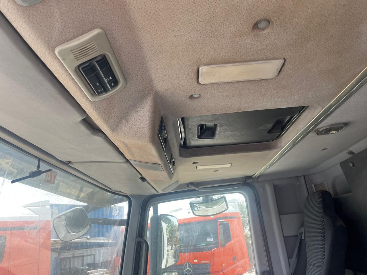 MERCEDES-BENZ Actros 3341 - Châssis cabine: photos 5 MERCEDES-BENZ Actros 3341 - Châssis cabine: photos 5