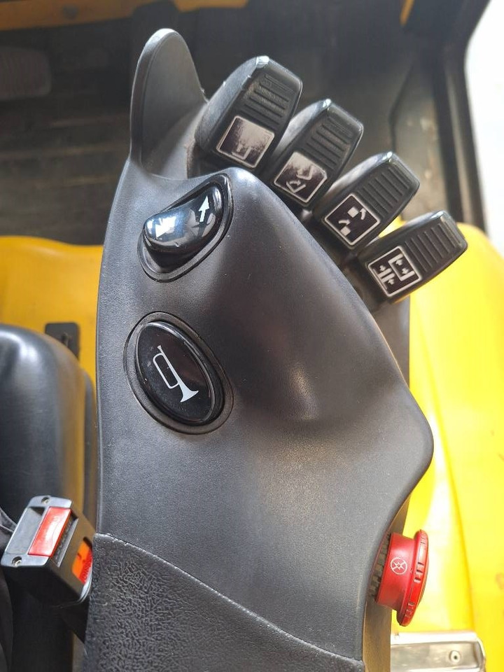 Yale ERP 50 VM - Chariot élévateur électrique: photos 4 Yale ERP 50 VM - Chariot élévateur électrique: photos 4