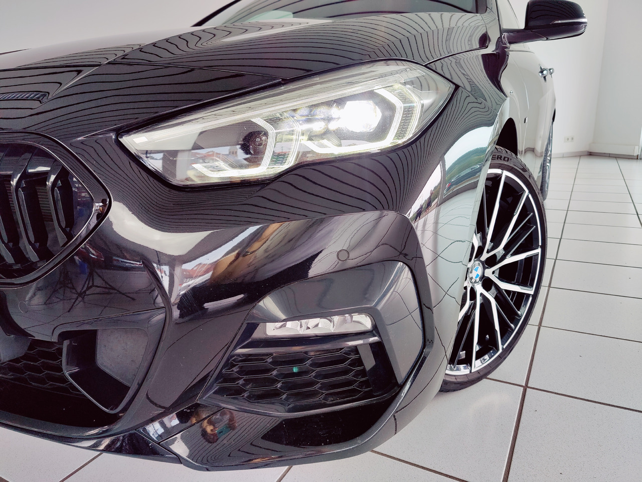 BMW 218 i M Sport Navi RTTI DAB HiFi SHZ - Berline: photos 2 BMW 218 i M Sport Navi RTTI DAB HiFi SHZ - Berline: photos 2