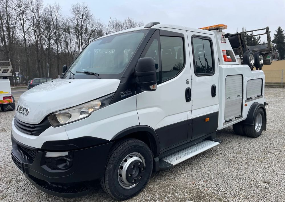 Iveco Daily 70C18 Hi-Matic Pomoc drogowa Holownik 2018r - Remorqueuse: photos 1 Iveco Daily 70C18 Hi-Matic Pomoc drogowa Holownik 2018r - Remorqueuse: photos 1