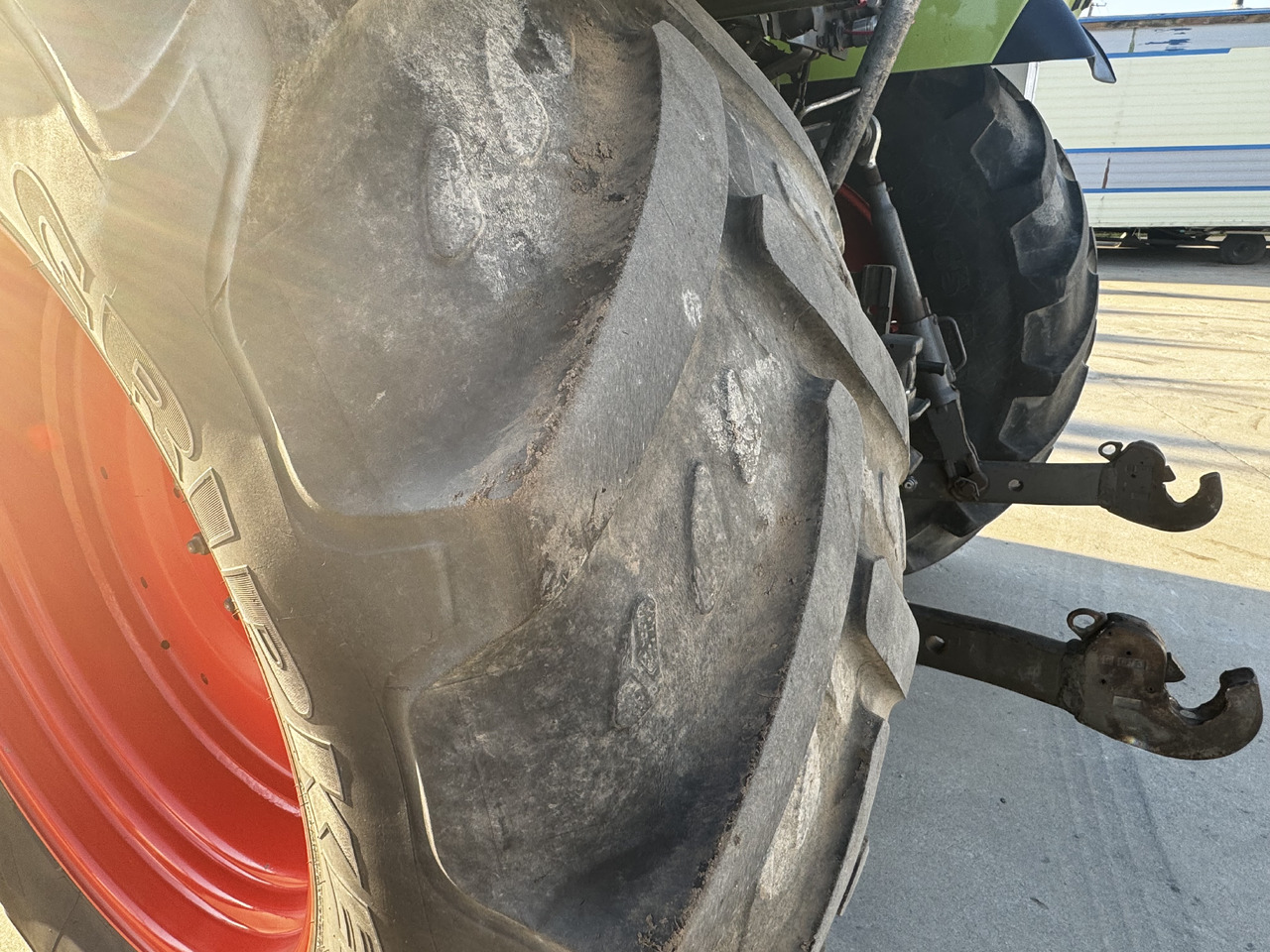 Claas Arion 640 - Tracteur agricole: photos 4 Claas Arion 640 - Tracteur agricole: photos 4