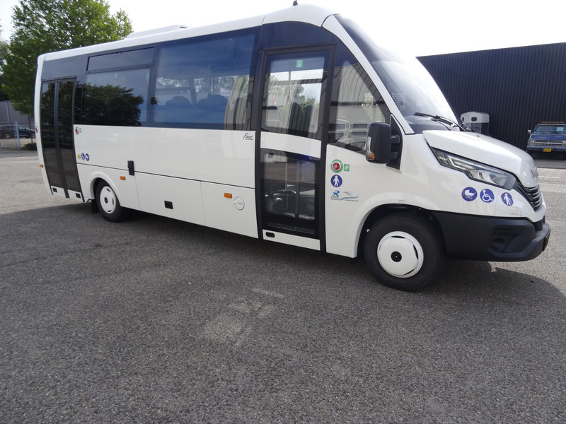 Iveco Rosero First - 24 Seats EURO 6 - Bus interurbain: photos 2 Iveco Rosero First - 24 Seats EURO 6 - Bus interurbain: photos 2