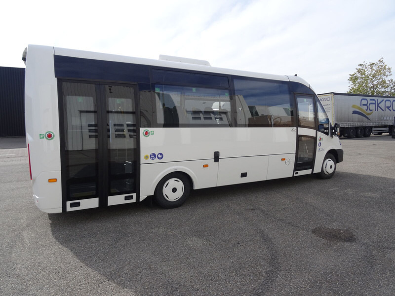 Iveco Rosero First - 24 Seats EURO 6 - Bus interurbain: photos 5 Iveco Rosero First - 24 Seats EURO 6 - Bus interurbain: photos 5