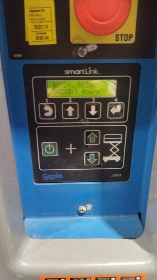 Genie GR 20 - Nacelle à mât vertical: photos 5 Genie GR 20 - Nacelle à mât vertical: photos 5