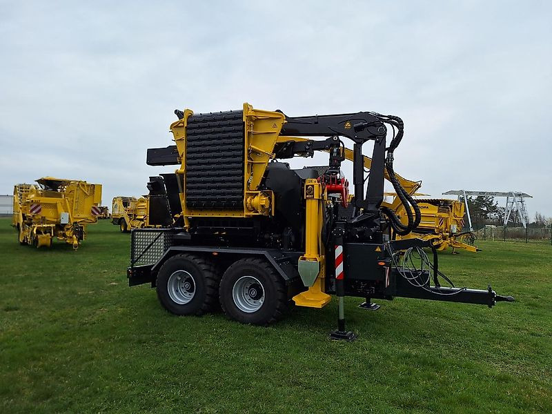 Wüst Hacker SMC 812 PTO - Broyeur de végétaux: photos 1 Wüst Hacker SMC 812 PTO - Broyeur de végétaux: photos 1