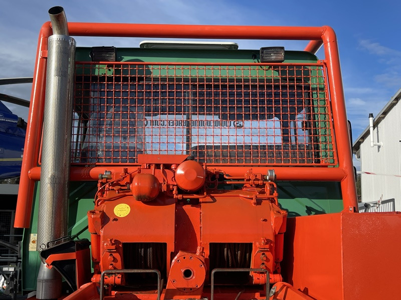 Unimog Unimog U2100 Agrar-Forst , erst 28 Tkm, Sammlerfahrzeug , tire control , Hochdach , Ez.2005 - Machine agricole: photos 2 Unimog Unimog U2100 Agrar-Forst , erst 28 Tkm, Sammlerfahrzeug , tire control , Hochdach , Ez.2005 - Machine agricole: photos 2