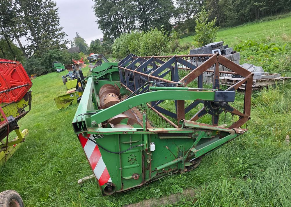 John Deere 2254 - Moissonneuse-batteuse: photos 4 John Deere 2254 - Moissonneuse-batteuse: photos 4