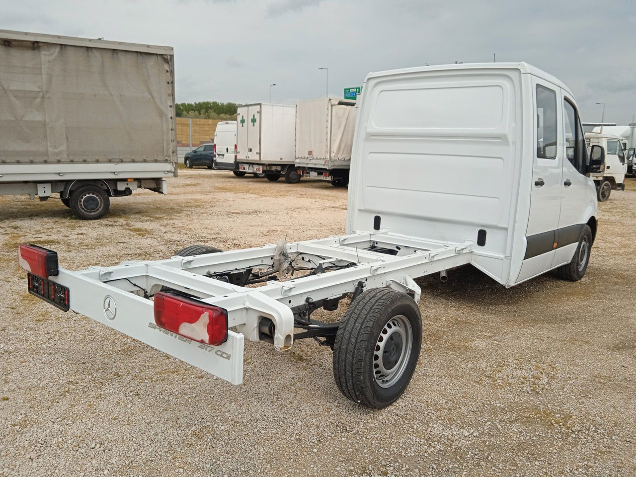 Mercedes-Benz 317 CDI Doka Pritsche - Utilitaire plateau, Utilitaire double cabine: photos 2 Mercedes-Benz 317 CDI Doka Pritsche - Utilitaire plateau, Utilitaire double cabine: photos 2