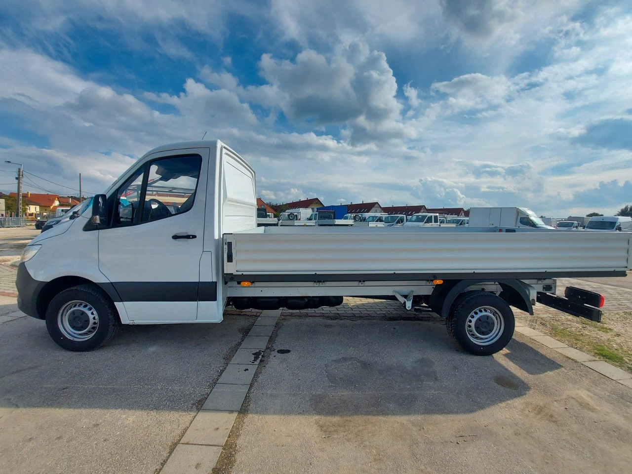 Mercedes-Benz Sprinter 315Pritsche - Utilitaire plateau: photos 2 Mercedes-Benz Sprinter 315Pritsche - Utilitaire plateau: photos 2