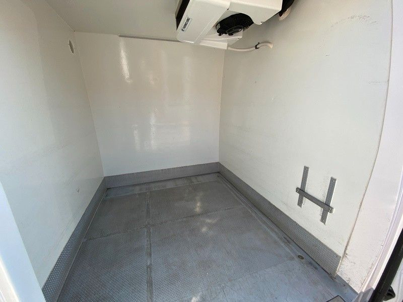 Utilitaire frigorifique Mercedes-Benz Sprinter III Kasten FWD 211/215 CDI FWD L2: photos 10