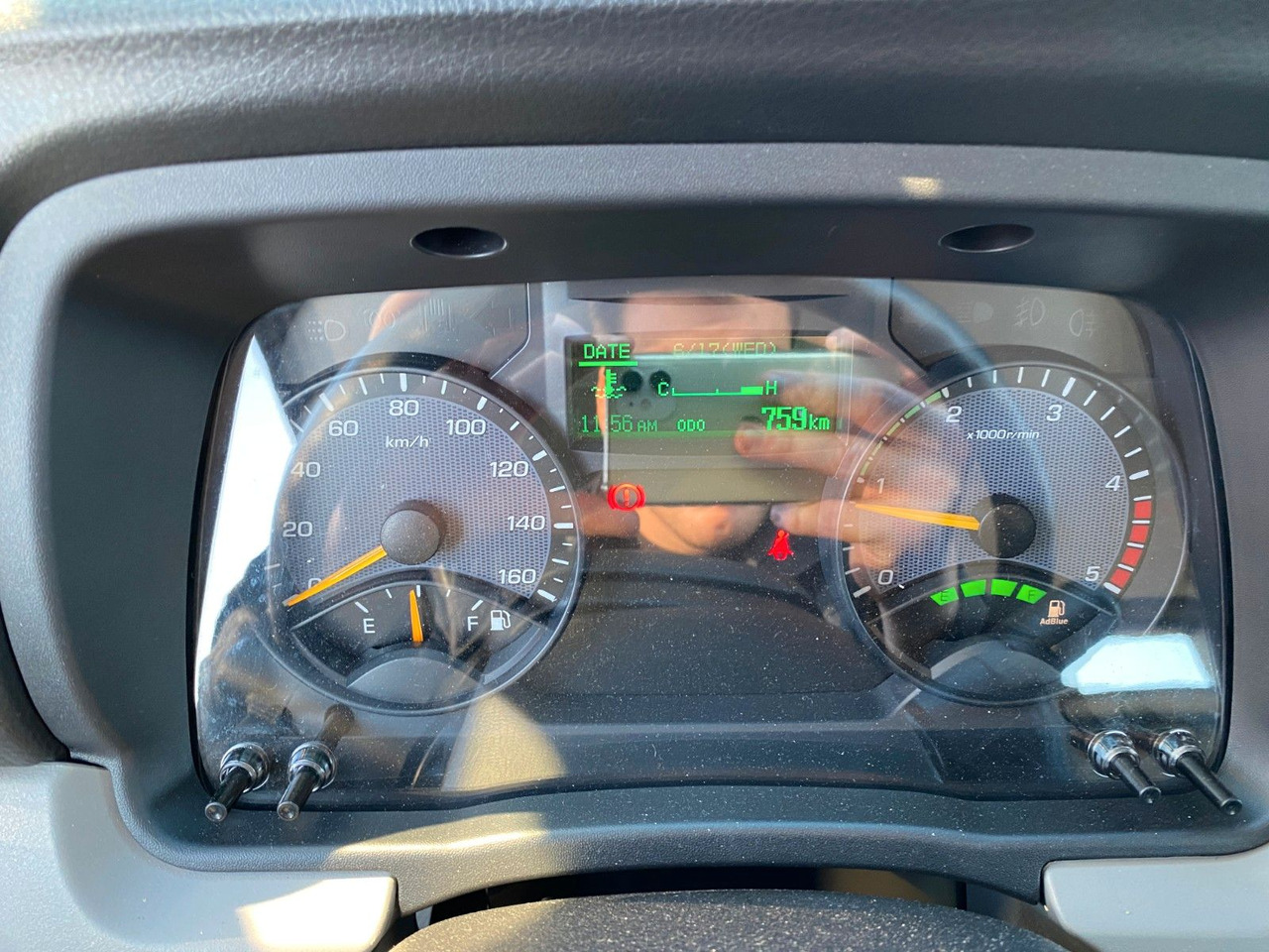 Mitsubishi FUSO CANTER 6C18 4WD PRITSCHE+PM 6522P KRAN - Utilitaire plateau: photos 4 Mitsubishi FUSO CANTER 6C18 4WD PRITSCHE+PM 6522P KRAN - Utilitaire plateau: photos 4