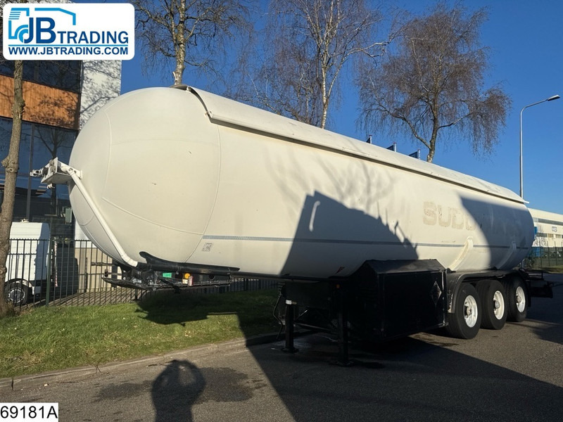 Barneoud Gas 50.543 Liter, LPG GPL Butane gas, 1 Comp - Semi-remorque citerne: photos 1 Barneoud Gas 50.543 Liter, LPG GPL Butane gas, 1 Comp - Semi-remorque citerne: photos 1