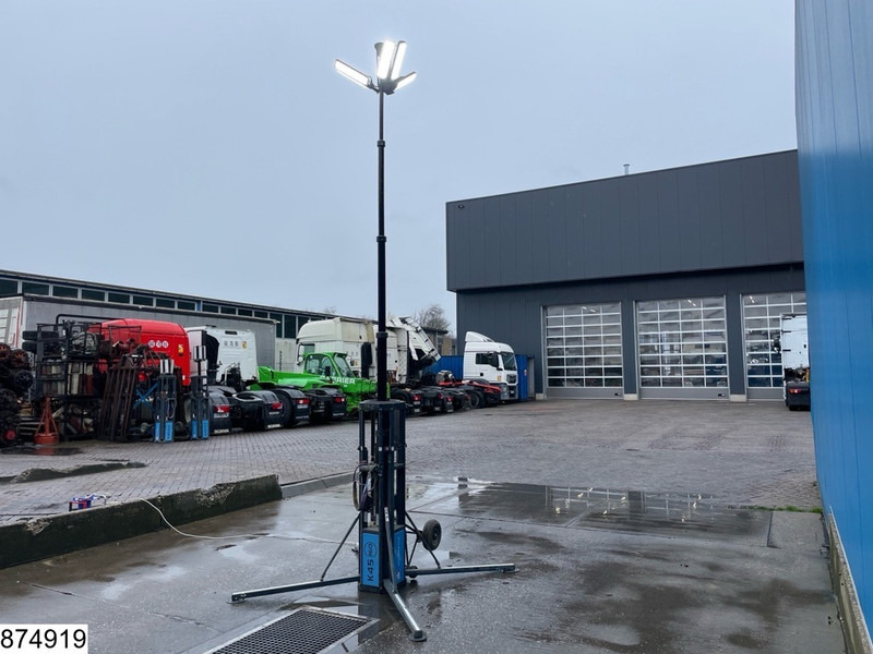 ELC K45 LED, height 4,5M - Engins de chantier: photos 2 ELC K45 LED, height 4,5M - Engins de chantier: photos 2