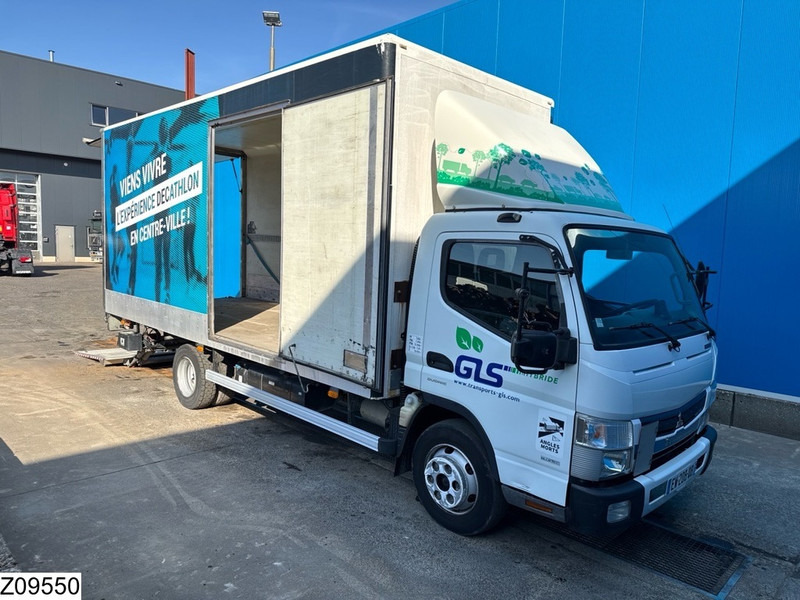 FUSO Canter 7C15 EURO 6, Hybride - Camion fourgon: photos 5 FUSO Canter 7C15 EURO 6, Hybride - Camion fourgon: photos 5