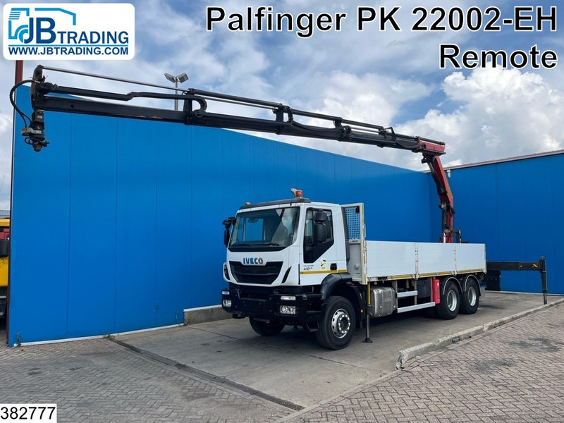 Iveco Trakker 410 6x4, EURO 6, Retarder, Palfinger, Remote - Camion plateau, Camion grue: photos 1 Iveco Trakker 410 6x4, EURO 6, Retarder, Palfinger, Remote - Camion plateau, Camion grue: photos 1