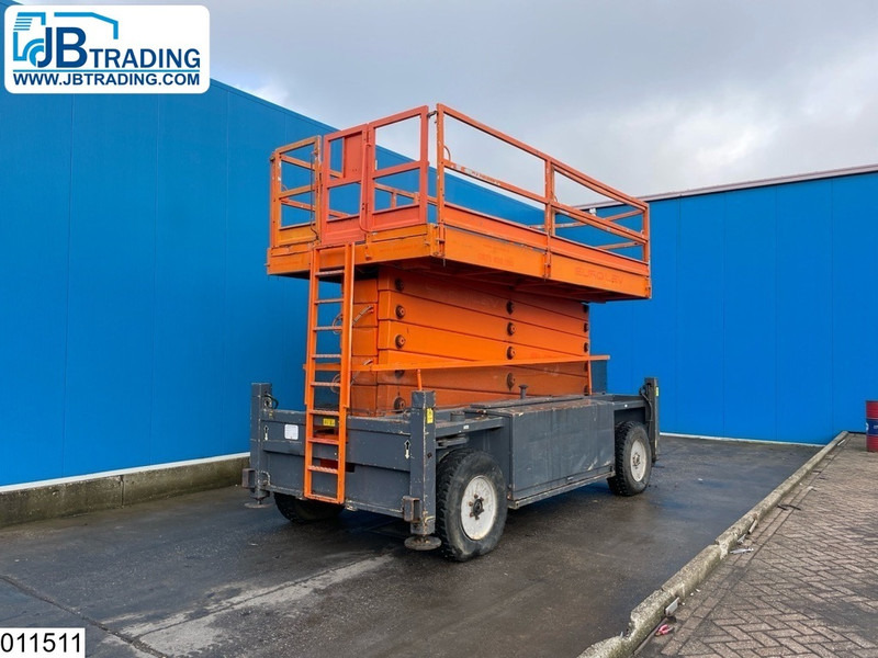 JLG 245-25 24.5M, 750KG, 4160h - Nacelle ciseaux: photos 1 JLG 245-25 24.5M, 750KG, 4160h - Nacelle ciseaux: photos 1