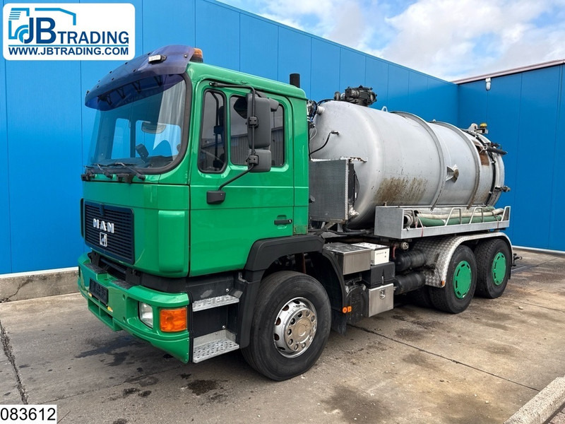MAN 33 332 6x4, Vacuum truck, 12000 liter - Camion hydrocureur: photos 1 MAN 33 332 6x4, Vacuum truck, 12000 liter - Camion hydrocureur: photos 1