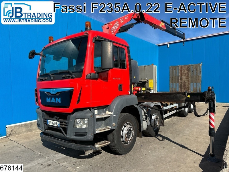 MAN TGS 35 360 8x2, EURO 6, FASSI, Winch - Camion plateau, Camion grue: photos 1 MAN TGS 35 360 8x2, EURO 6, FASSI, Winch - Camion plateau, Camion grue: photos 1