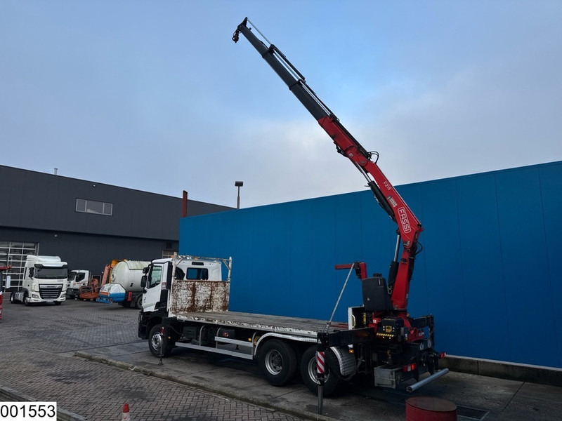 Renault C 380 6x4, EURO 6, Fassi, Steel suspension, Remote - Camion plateau, Camion grue: photos 4 Renault C 380 6x4, EURO 6, Fassi, Steel suspension, Remote - Camion plateau, Camion grue: photos 4