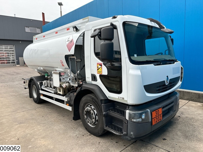 Renault Premium 270 EURO 5, Fuel, 13.390 Liter, 4 Comp - Camion citerne: photos 3 Renault Premium 270 EURO 5, Fuel, 13.390 Liter, 4 Comp - Camion citerne: photos 3