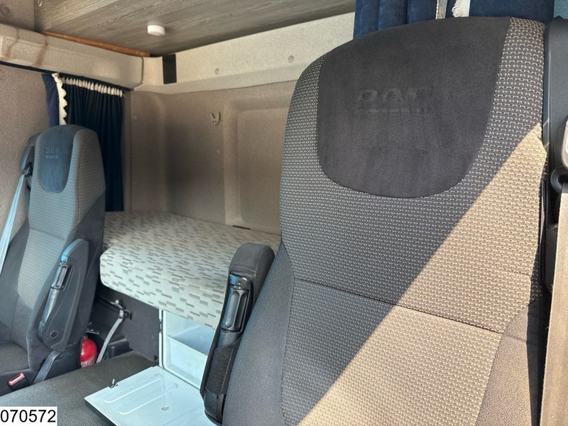 DAF CF 460 EURO 6, Retarder, Hydraulic, Standairco - Tracteur routier: photos 5 DAF CF 460 EURO 6, Retarder, Hydraulic, Standairco - Tracteur routier: photos 5