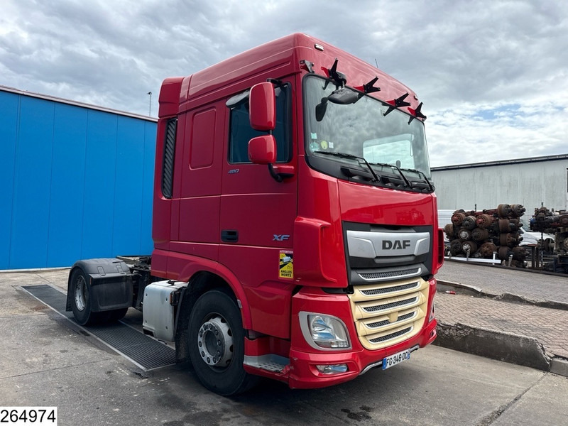 DAF XF 480 EURO 6, Retarder, PTO, Standairco, defects - Tracteur routier: photos 2 DAF XF 480 EURO 6, Retarder, PTO, Standairco, defects - Tracteur routier: photos 2