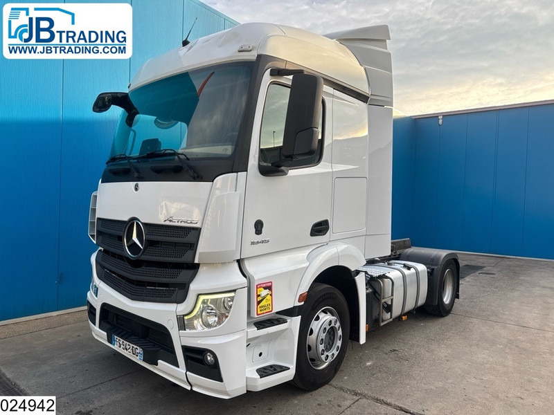 Mercedes-Benz Actros 1845 EURO 6 - Tracteur routier: photos 1 Mercedes-Benz Actros 1845 EURO 6 - Tracteur routier: photos 1