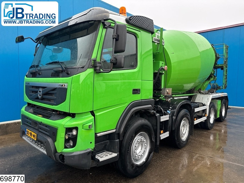 Volvo FMX 420 8x4, EURO 5, Hydraulic suspension - Camion malaxeur: photos 1 Volvo FMX 420 8x4, EURO 5, Hydraulic suspension - Camion malaxeur: photos 1